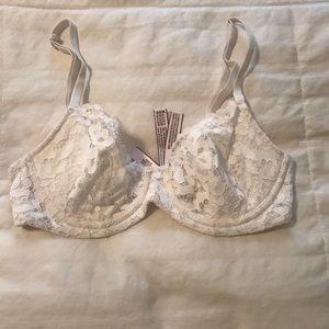 White lace Victoria secret bra